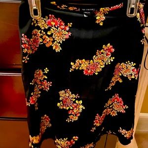 Limited black floral skirt size 4
